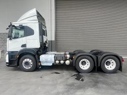 2025 Iveco S-Way AT460