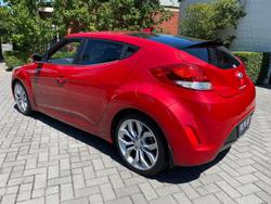 2011 Hyundai Veloster FS Veloster Red