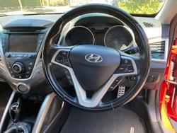 2011 Hyundai Veloster FS Veloster Red