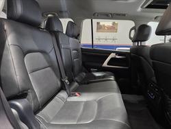 2019 Toyota Landcruiser VX