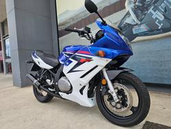 2008 Suzuki GS500F (FULL FAIRING) WHITE/BLUE