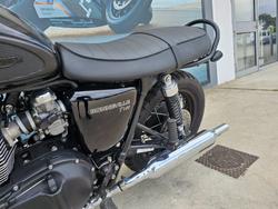 2015 Triumph BONNEVILLE T100 BLACK Black