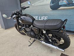 2015 Triumph BONNEVILLE T100 BLACK Black