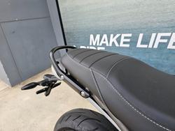 2024 Triumph SPEED 400 Red