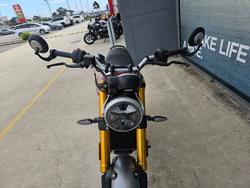 2024 Triumph SPEED 400 Red