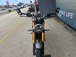 2024 Triumph SPEED 400 Red