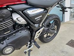 2024 Triumph SPEED 400 Red
