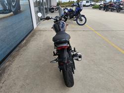 2024 Triumph SPEED 400 Red