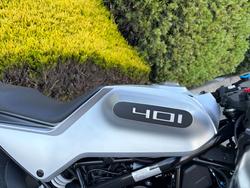 2021 Husqvarna SVARTPILEN 401