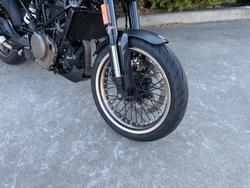 2021 Husqvarna SVARTPILEN 401