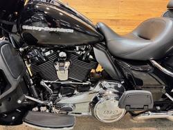 2022 Harley-davidson FLHTK ULTRA LIMITED BLACK