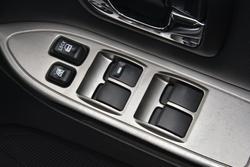 2017 Mitsubishi Pajero GLS