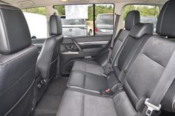 2017 Mitsubishi Pajero GLS