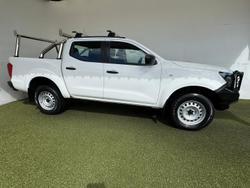 2021 Nissan Navara SL