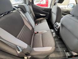 2021 Nissan Navara SL