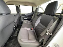 2021 Nissan Navara SL