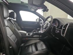 2019 Porsche Cayenne E-Hybrid