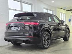 2019 Porsche Cayenne E-Hybrid