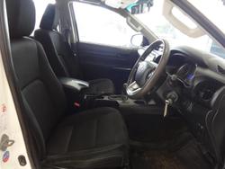2016 Toyota Hilux SR