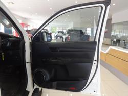 2016 Toyota Hilux SR
