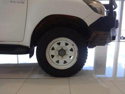 2016 Toyota Hilux SR