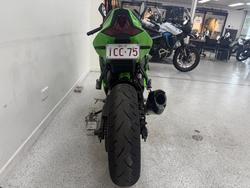 2025 Kawasaki NINJA 400 ZX-4RR KRT Green