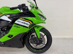 2025 Kawasaki NINJA 400 ZX-4RR KRT Green