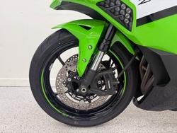 2025 Kawasaki NINJA 400 ZX-4RR KRT Green
