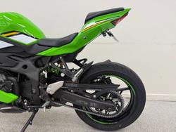 2025 Kawasaki NINJA 400 ZX-4RR KRT Green