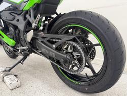2025 Kawasaki NINJA 400 ZX-4RR KRT Green