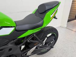 2025 Kawasaki NINJA 400 ZX-4RR KRT Green