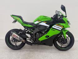 2025 Kawasaki NINJA 400 ZX-4RR KRT Green