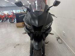 2021 YAMAHA YZF-R3 Black