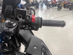 2021 YAMAHA YZF-R3 Black