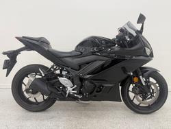 2021 YAMAHA YZF-R3 Black