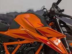 2024 Ktm 1390 SUPER DUKE R BLACK ORANGE