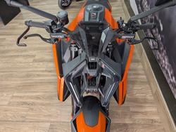 2024 Ktm 1390 SUPER DUKE R BLACK ORANGE
