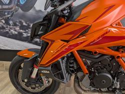 2024 Ktm 1390 SUPER DUKE R BLACK ORANGE