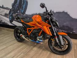 2024 Ktm 1390 SUPER DUKE R BLACK ORANGE
