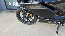 2026 Yamaha YZF-R3 Black