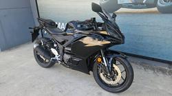 2026 Yamaha YZF-R3 Black