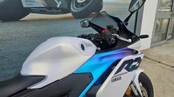 2025 Yamaha YZF-R3 White