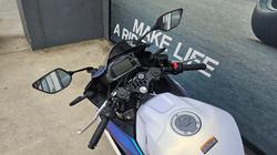 2025 Yamaha YZF-R3 White