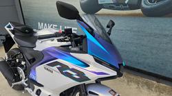 2025 Yamaha YZF-R3 White