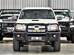 2006 Toyota Hilux SR5 KUN26R MY07 4X4 Glacier White