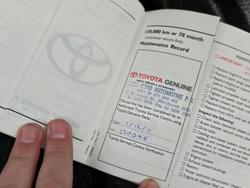 2006 Toyota Hilux SR5 KUN26R MY07 4X4 Glacier White