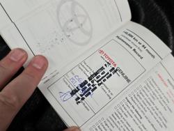 2006 Toyota Hilux SR5 KUN26R MY07 4X4 Glacier White