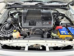 2006 Toyota Hilux SR5 KUN26R MY07 4X4 Glacier White