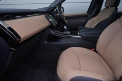 2025 Land Rover Range Rover Sport D350 Dynamic HSE