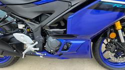 2025 Yamaha YZF-R3 Blue